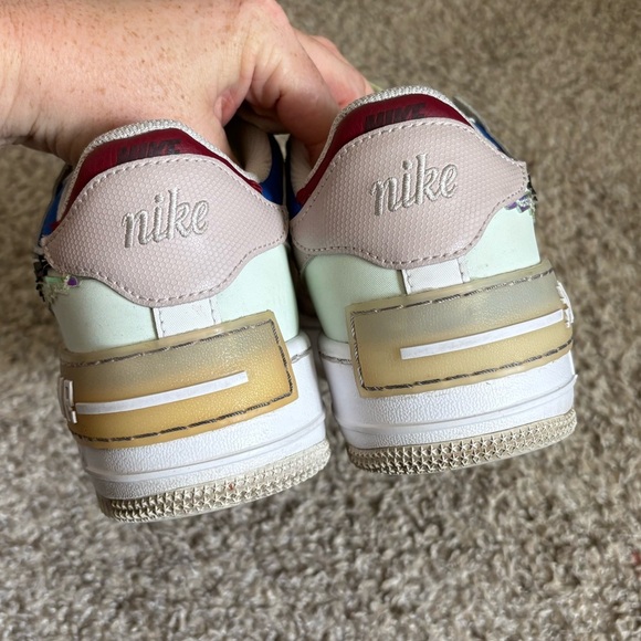 Nike Air Force 1 Shadow SE Pixel Swoosh in the Barely Green woman’s Size 9 - Picture 3 of 7